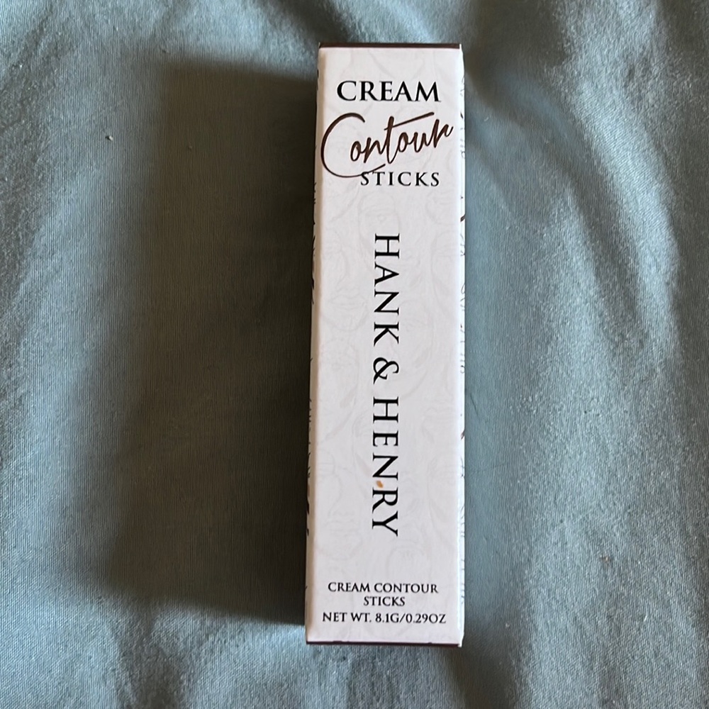Cream contour stick